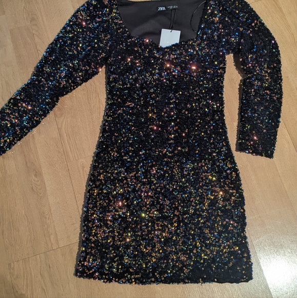 BNWT Zara Sequins and Velvet mini dress - Picture 6 of 8